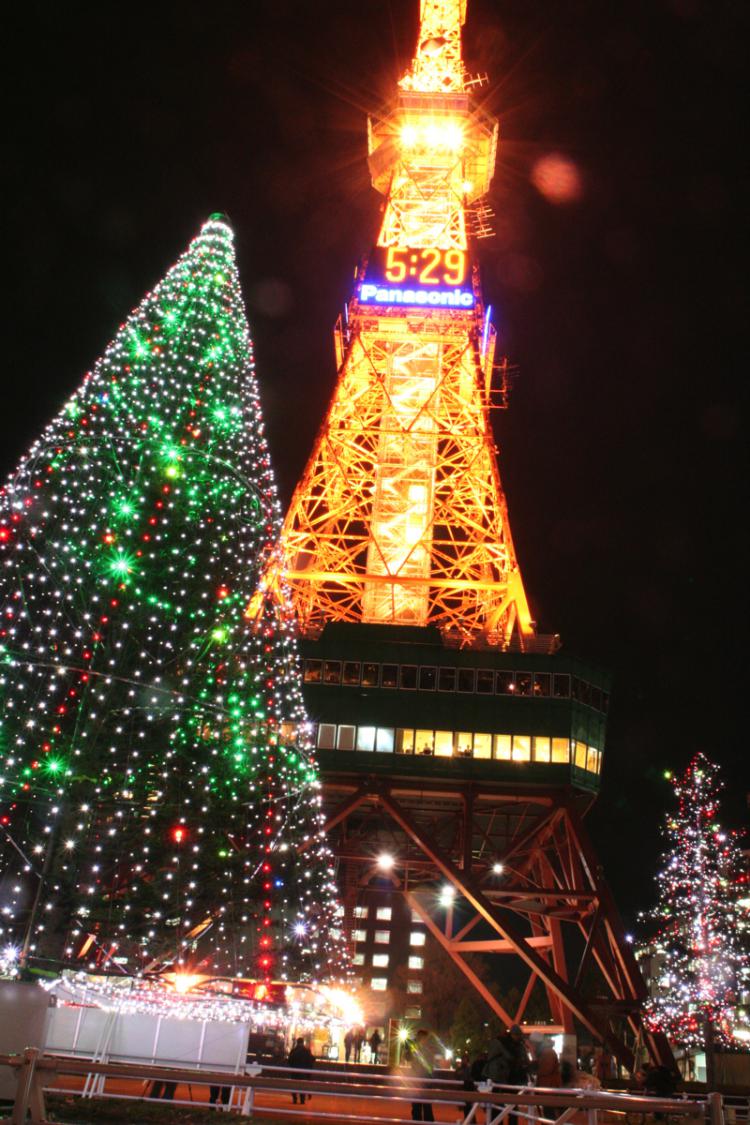 Sapporo TV Tower Christmas event, White Illumination